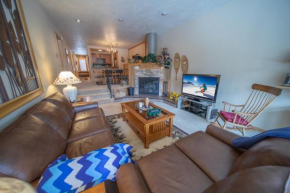 Pines 2047 by SummitCove Lodging